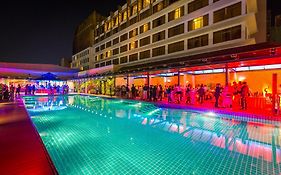 Nagaworld Hotel & Entertainment Complex Пномпень Exterior photo
