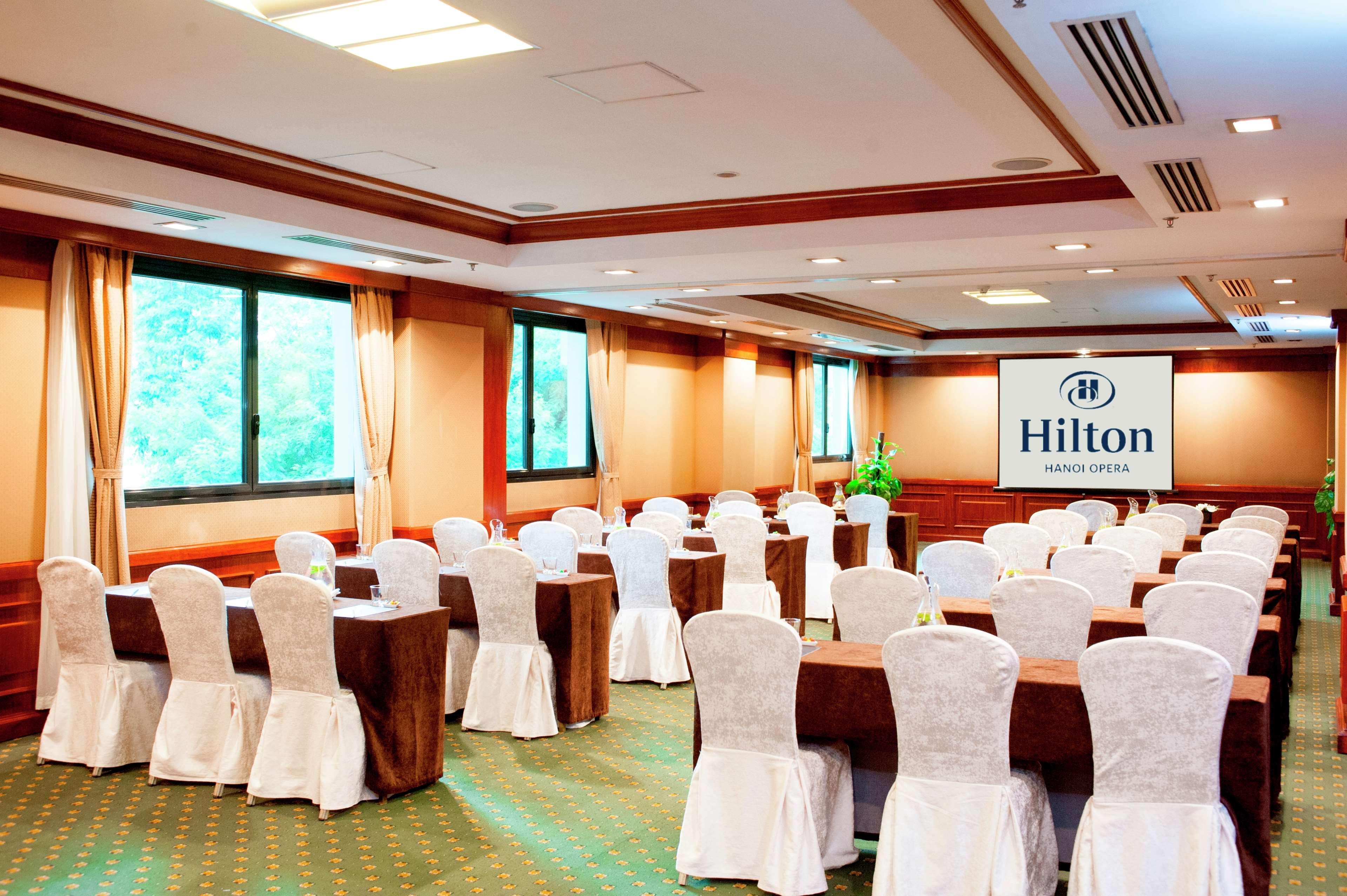 Hilton Hanoi Opera Экстерьер фото