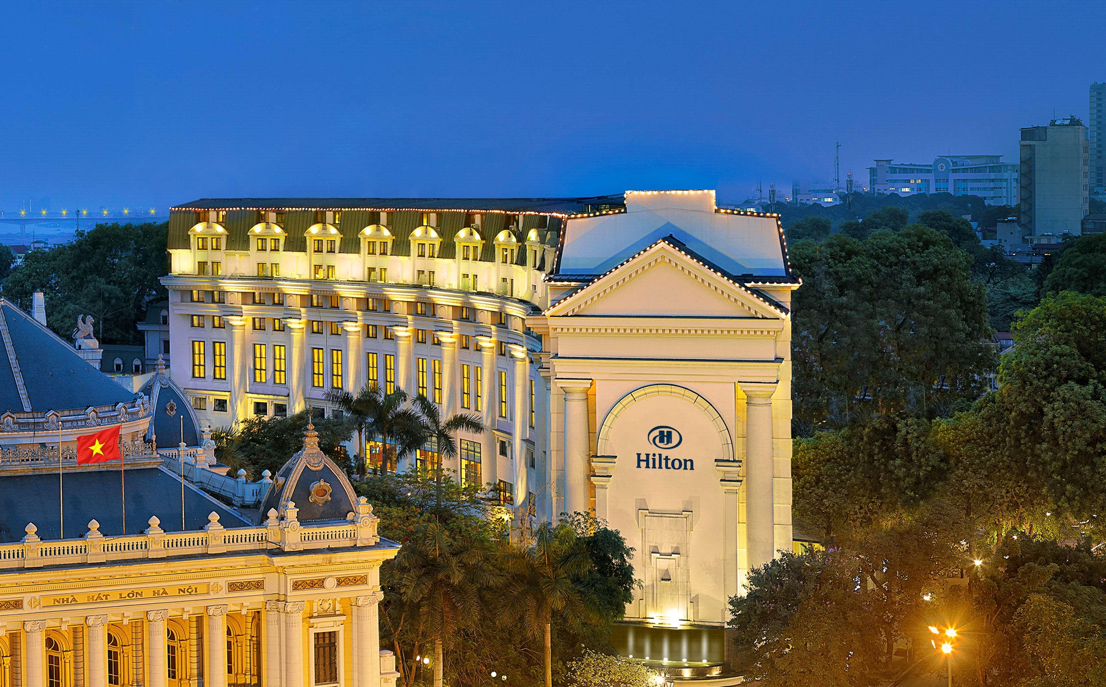 Hilton Hanoi Opera Экстерьер фото