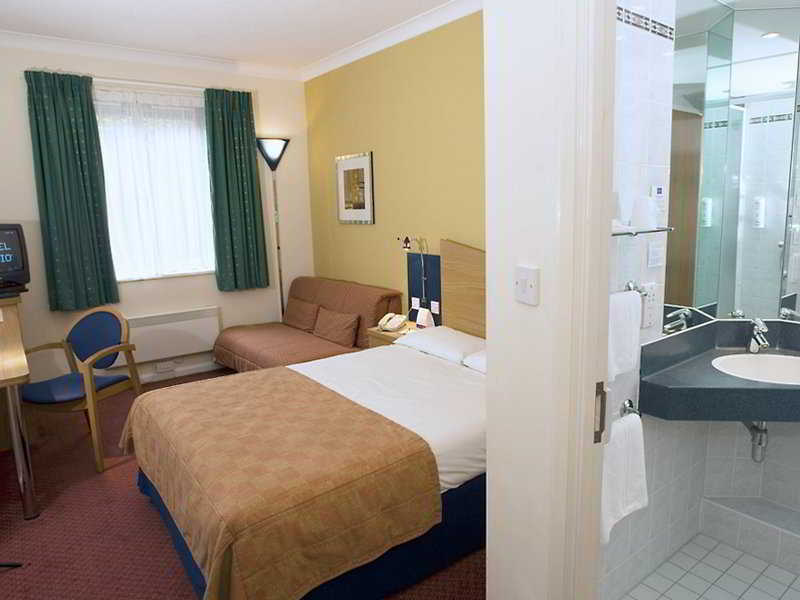 Holiday Inn Express Bath, An Ihg Hotel Номер фото
