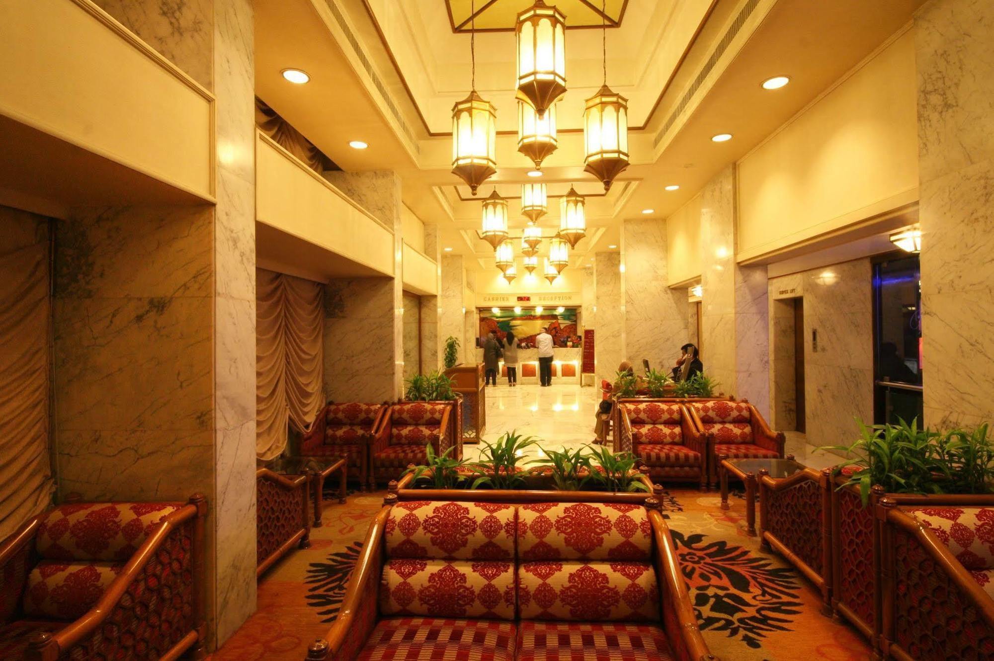 The Sahil Hotel Мумбаи Интерьер фото