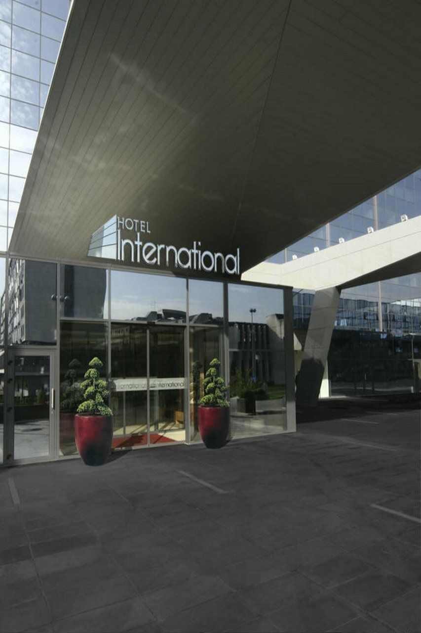 Maistra City Vibes Hotel International Загреб Экстерьер фото