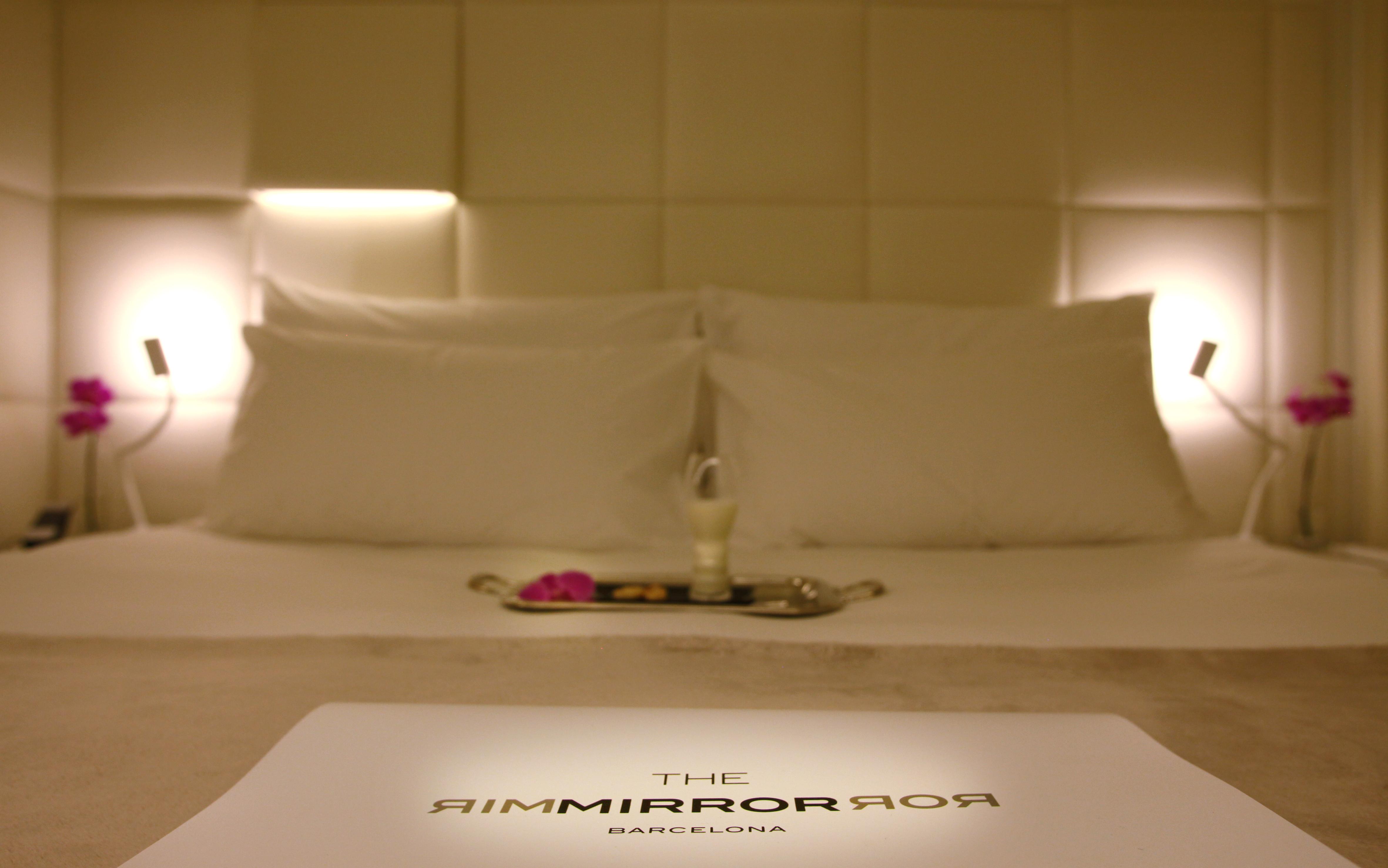 The Mirror Barcelona Hotel (Adults Only) Барселона Номер фото